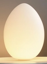Lampada Fontana Arte, Uovo