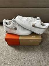 UK 9 Nike Air Force 1 colore