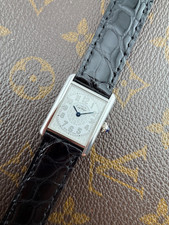Cartier Tank Must Calibre 057
