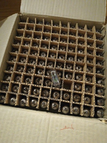 Pcf82 9ea8 fivre - nos, tube
