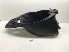 VANO PORTA CASCO SOTTO SELLA