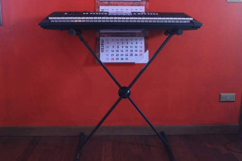 Pianola yamaha psr 423 - yamaha, psr-e