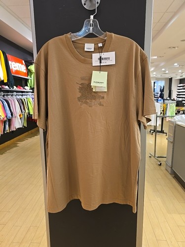 Size medium burberry logo - size,