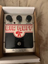 Electro Harmonix Big Muff Pi Pedale di distorsione