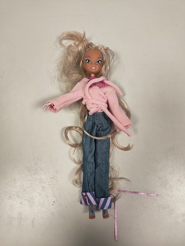 Bambola winx club flora - bambola,