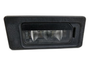 Luce Xeno targa Articolo 2 per