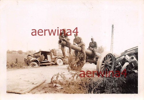 Soldati tedeschi cannone in - su,