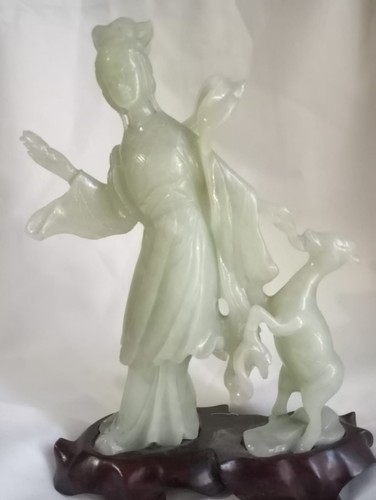 Scultura giada verde - in,