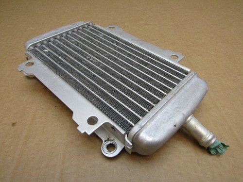 Radiatore destro piaggio vespa - radiatore,