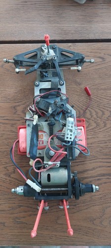 Benfa bm110 no tamiya - 1/10,