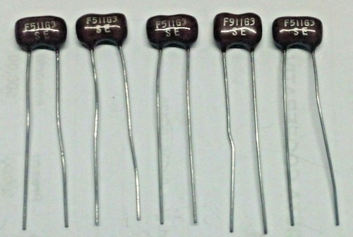 Lotto pezzi condensatori - 5,