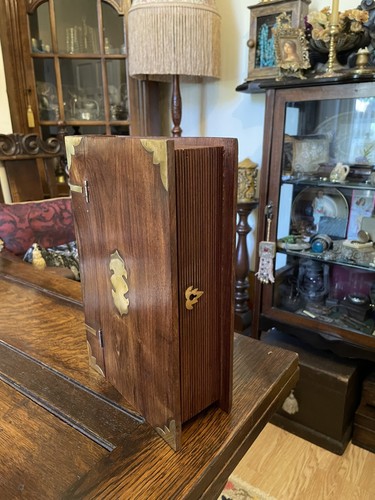 Vintage book looking lockable - book,