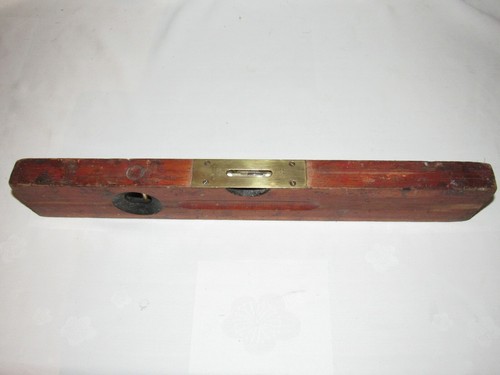 11h04 antico livello - 11h04, legno