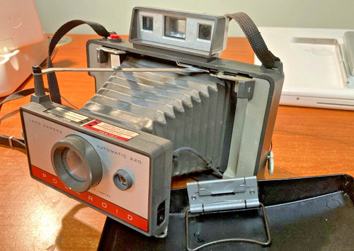 Polaroid 220 land camera - polaroid,