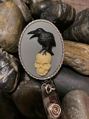 Collana ciondolo cammeo - , corvo