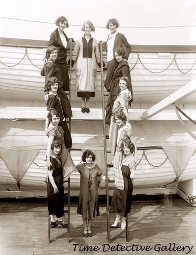 British flapper dance group - flapper,