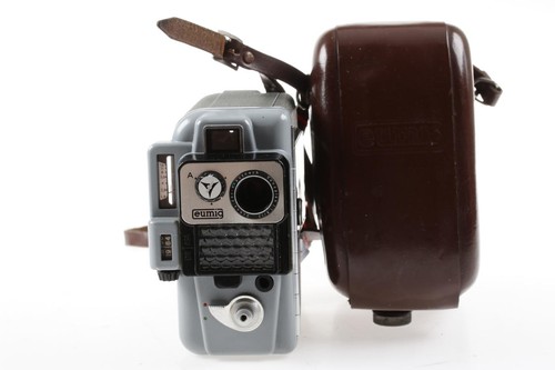 Macchina fotografica - , a