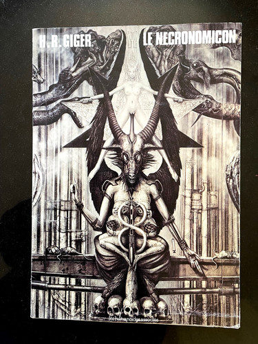 Necronomicon r giger - le, r.