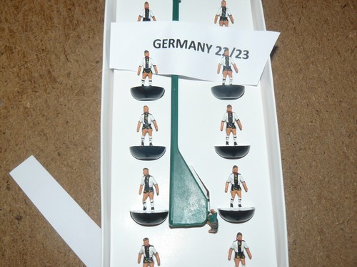 Germania subbuteo - germania, 22/23