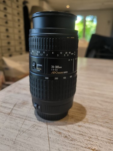 Objectif sigma 300 - objectif, mm