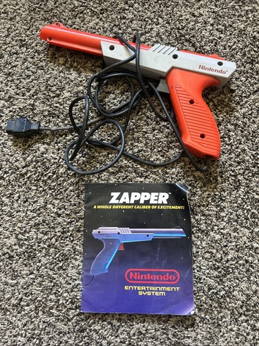 Nintendo nes orange zapper - zapper, gun
