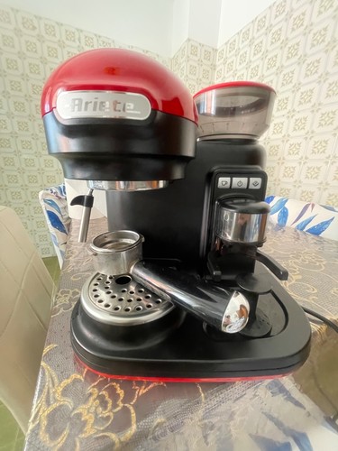 Macchina caffe con macina - caffe,