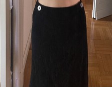 Gonna lunga nera ragazza