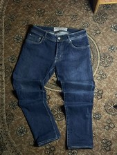 Jeans di lusso fatti a mano