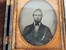 Dagherrotipo di giovane uomo