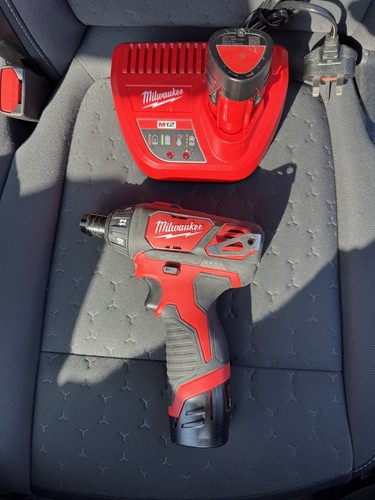 Milwaukee m12set1d 152b kit - milwaukee, m12set1d-152b