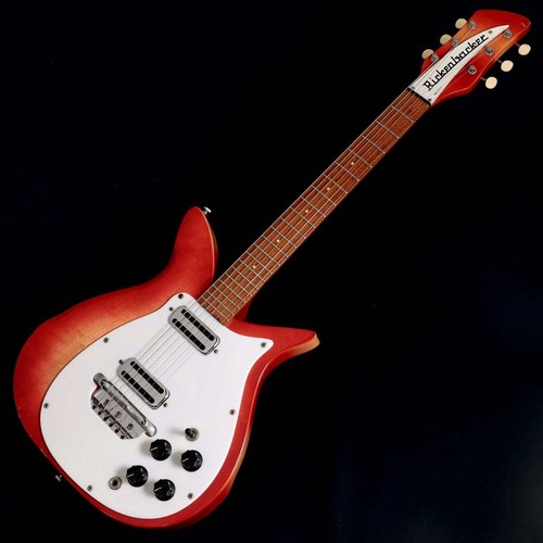 Chitarra elettrica usata