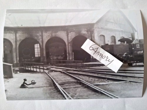 Fotografia deposito locomotive - fotografia,