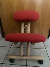 Cinius - Sedia ergonomica inginocchiata