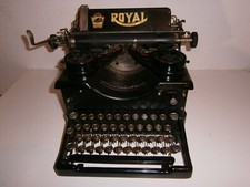 MACCHINA DA SCRIVERE D'EPOCA ANTICA E RARA - ROYAL MOD 10 MATR.X565124 ANNO 1914