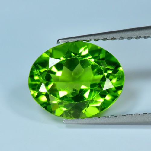 Pietra preziosa peridoto - , verde