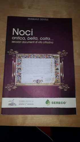 Libro fotografico noci - libro, “noci