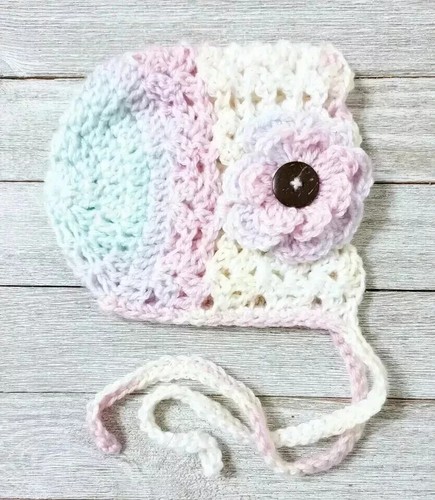 Cappello all uncinetto fatto - fatto, a