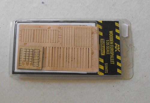 8227 wooden europallet 5 - 8227,