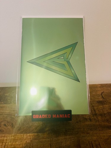 Green arrow logo - #1, foil