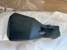 UN PARE CACHE MAIN NEUF