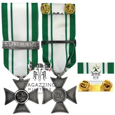 Medaglia e/o nastrino Croce