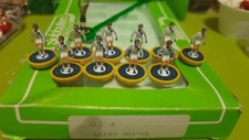 Subbuteo LEEDS UNITED  ref 374 vintage in box c 100  1 gioc con difetti