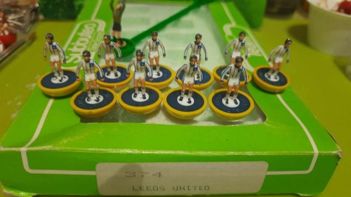 Subbuteo leeds united ref - subbuteo, 374