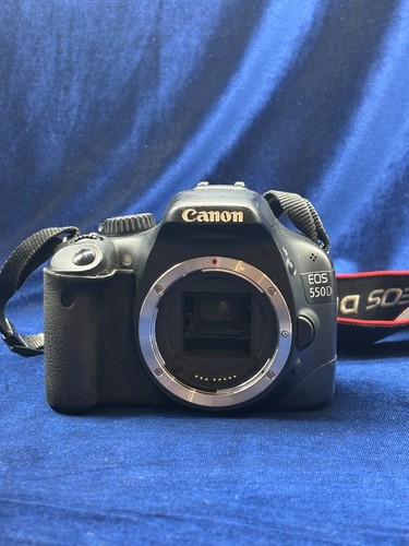 Canon eos 550d rebel t2i - /,