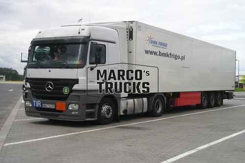 Foto camion mercedes benz - foto, mercedes-benz