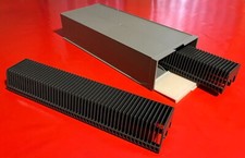 2 caricatori da 50 diapositive per proiettori in box. Slides holder. Porta dia