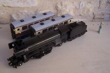 lego 'real no fake' ,  train emerald night 10194 ,black and black + x2 passagers