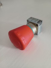 Siemens 3SB3500-1HA20 pulsante emergenza a fungo sblocco a rotazione usato