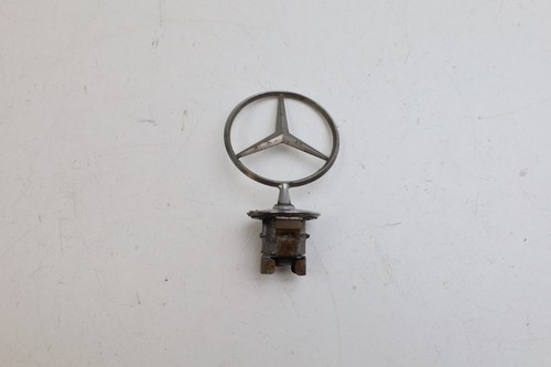 Stemma mercedes benz - stemma, mercedes-benz