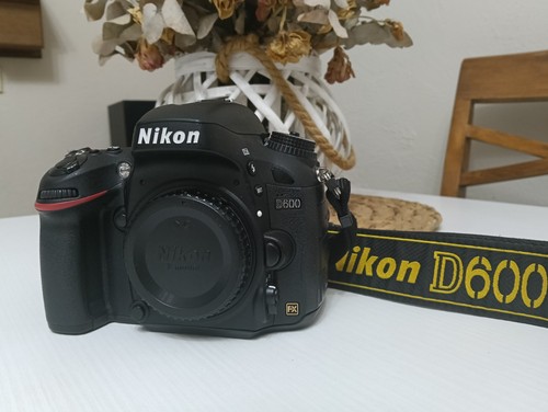 Nikon d600 full frame - frame, come